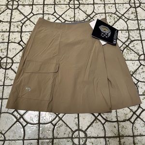 Mountain hard wear mini skirt